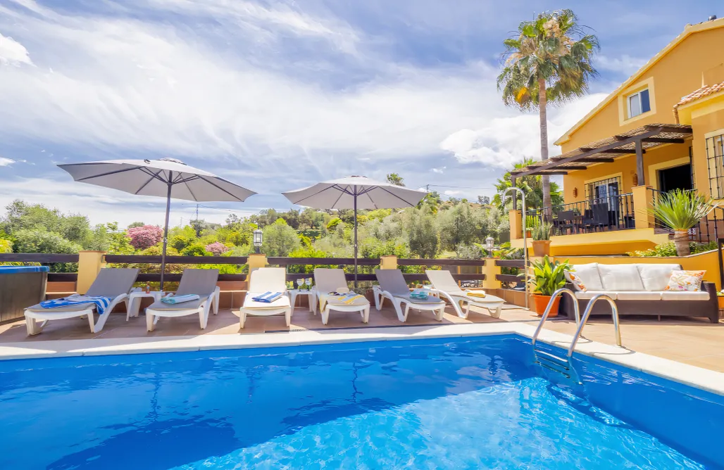 AlohaCamp accommodation La Casa Grande 1