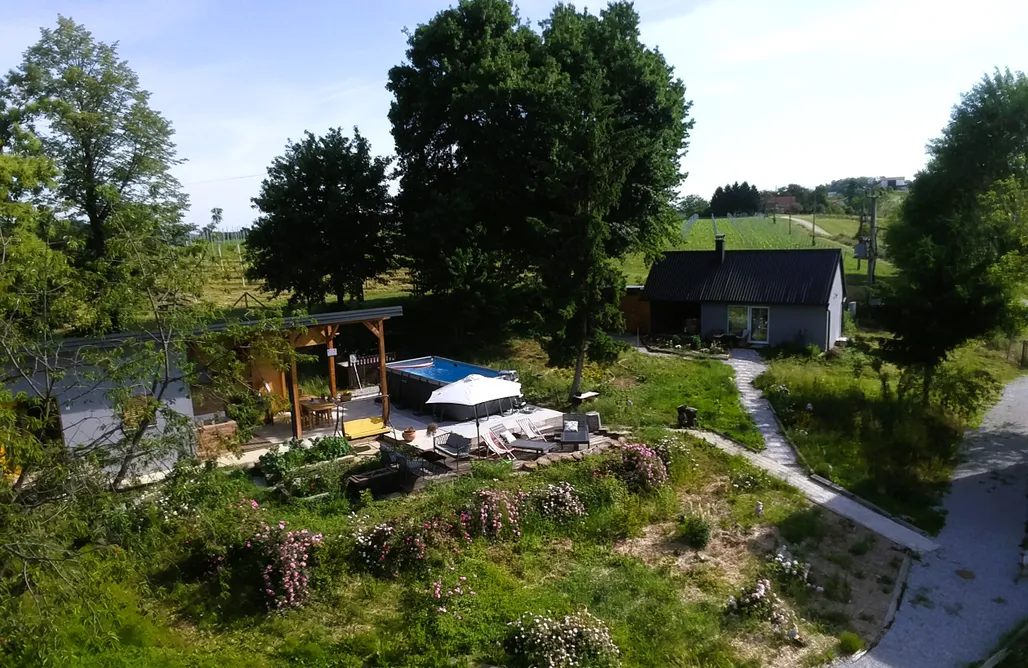 ubytovanie AlohaCamp Tweet apartments  4