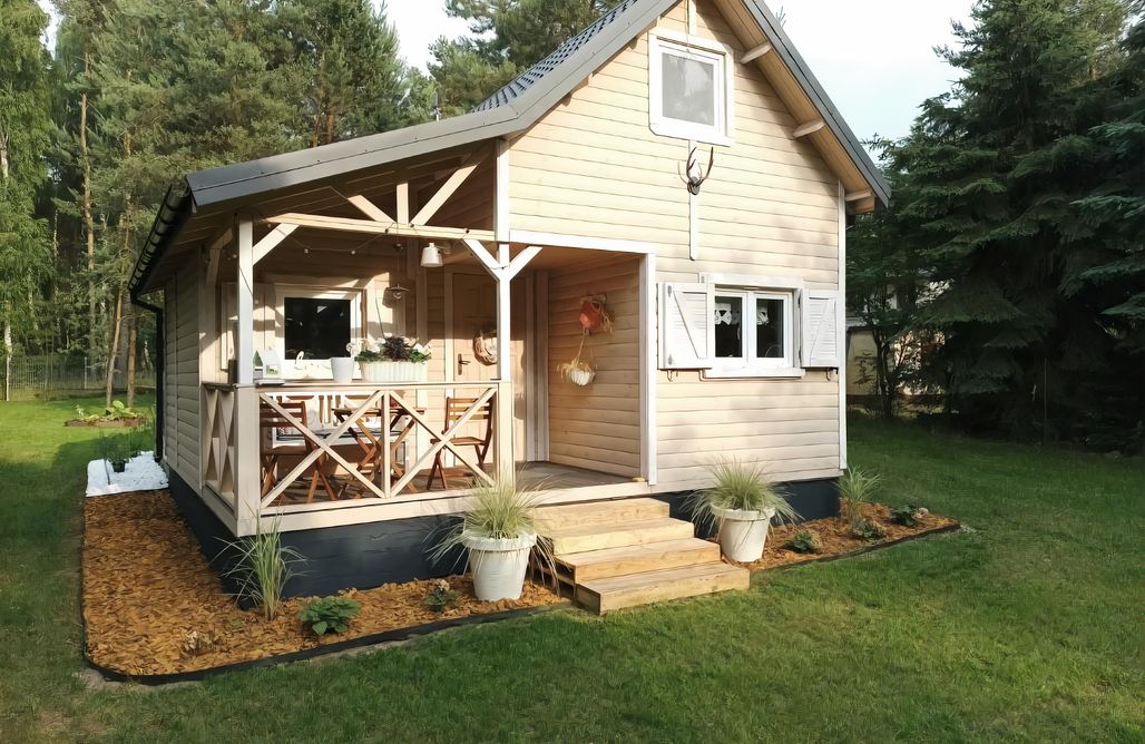 AlohaCamp Chatka Jezioranka 1