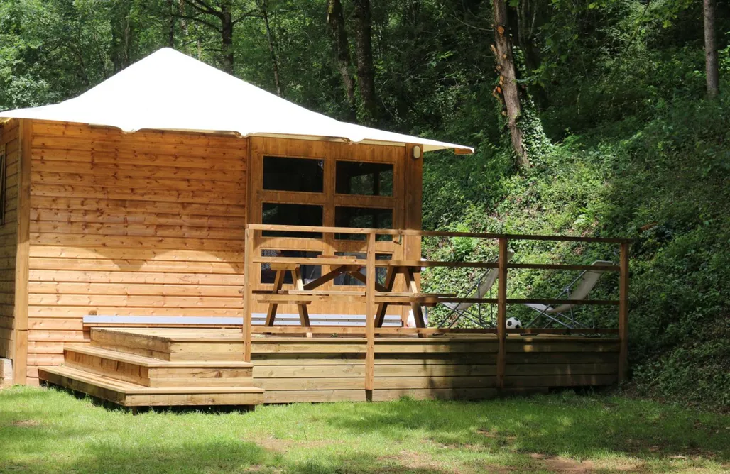 AlohaCamp accommodation Camping Moulin De Chaules 5