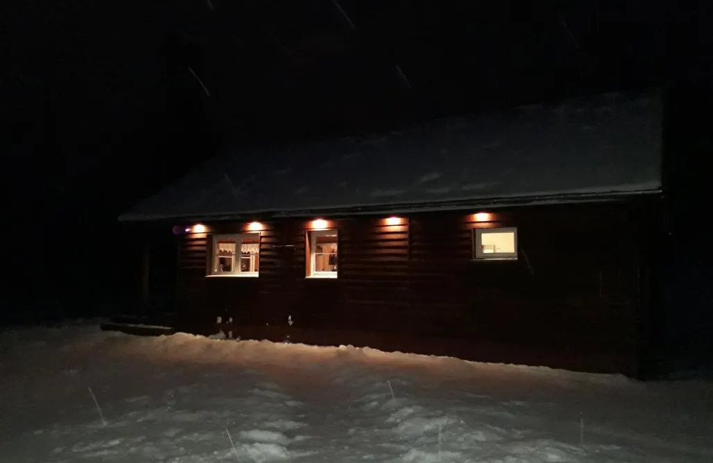 Unterkunft AlohaCamp Charmantes Häuschen auf dem Hügel mit Sauna 1