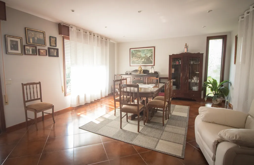 AlohaCamp Habitación con dos camas individuales en planta baja 4