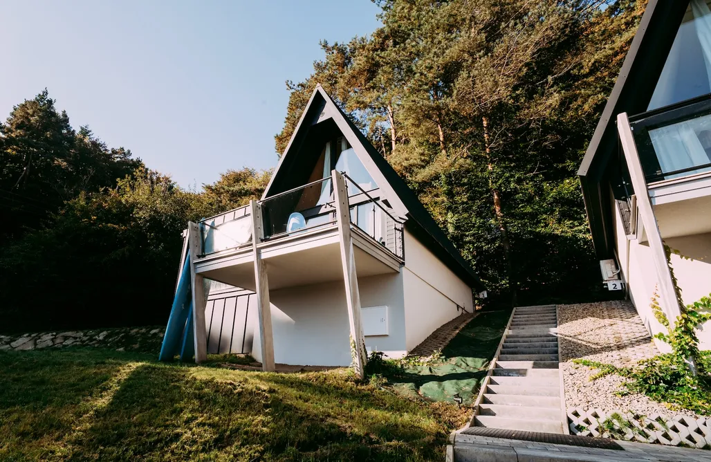 noclegi AlohaCamp NOI Resort SPA - las i woda 1