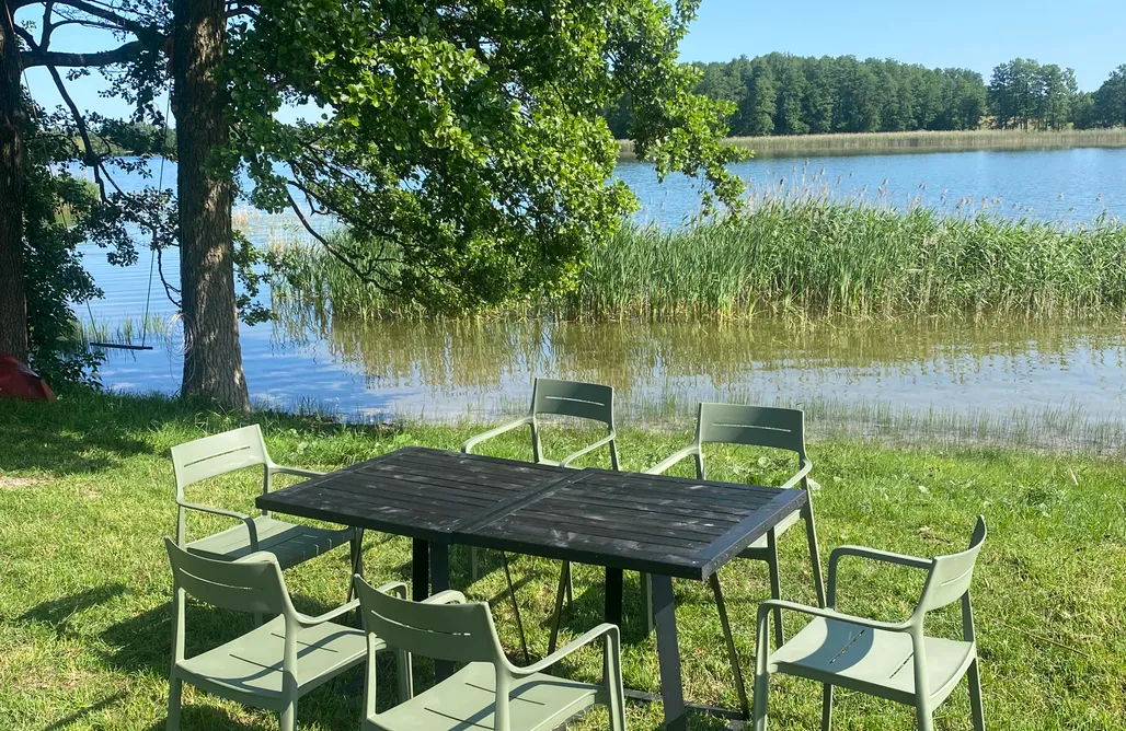 noclegi AlohaCamp Dom nad Buwełnem z własną linią brzegową 5