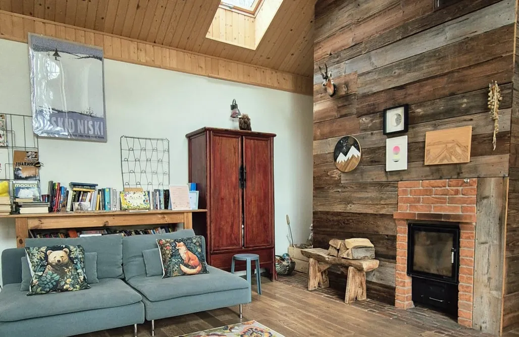 Lotna Pszczoła AlohaCamp