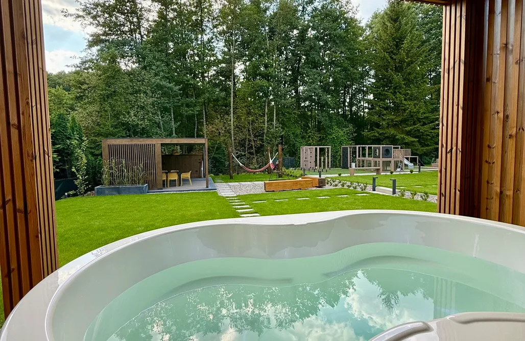 Alloggi AlohaCamp ArtHouse Pelnik 1