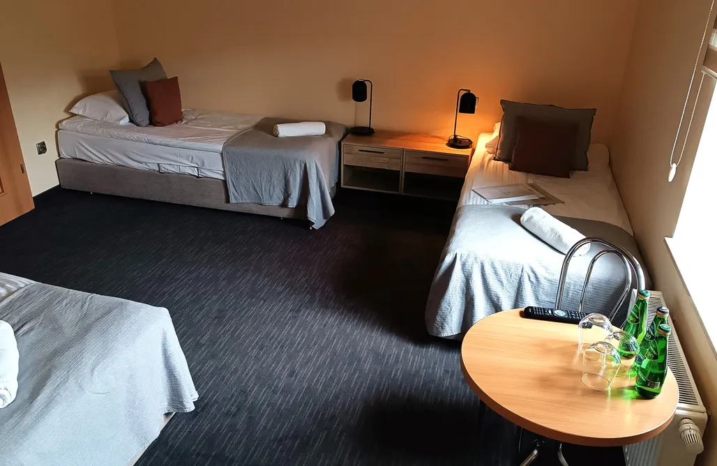 AlohaCamp Pokój 3 osobowy przystosowany dla osób niepełnosprawnych 4